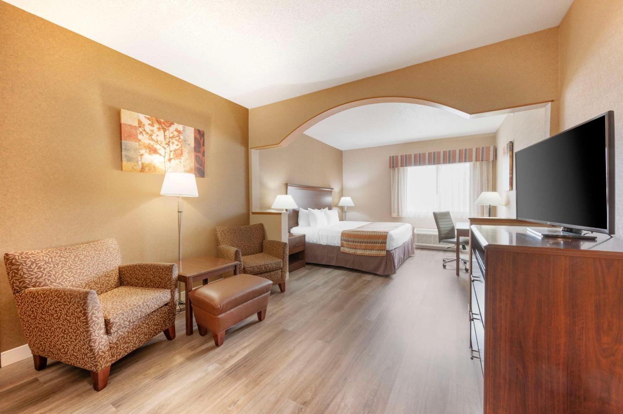 Best Western Circus City Inn Peru Екстер'єр фото