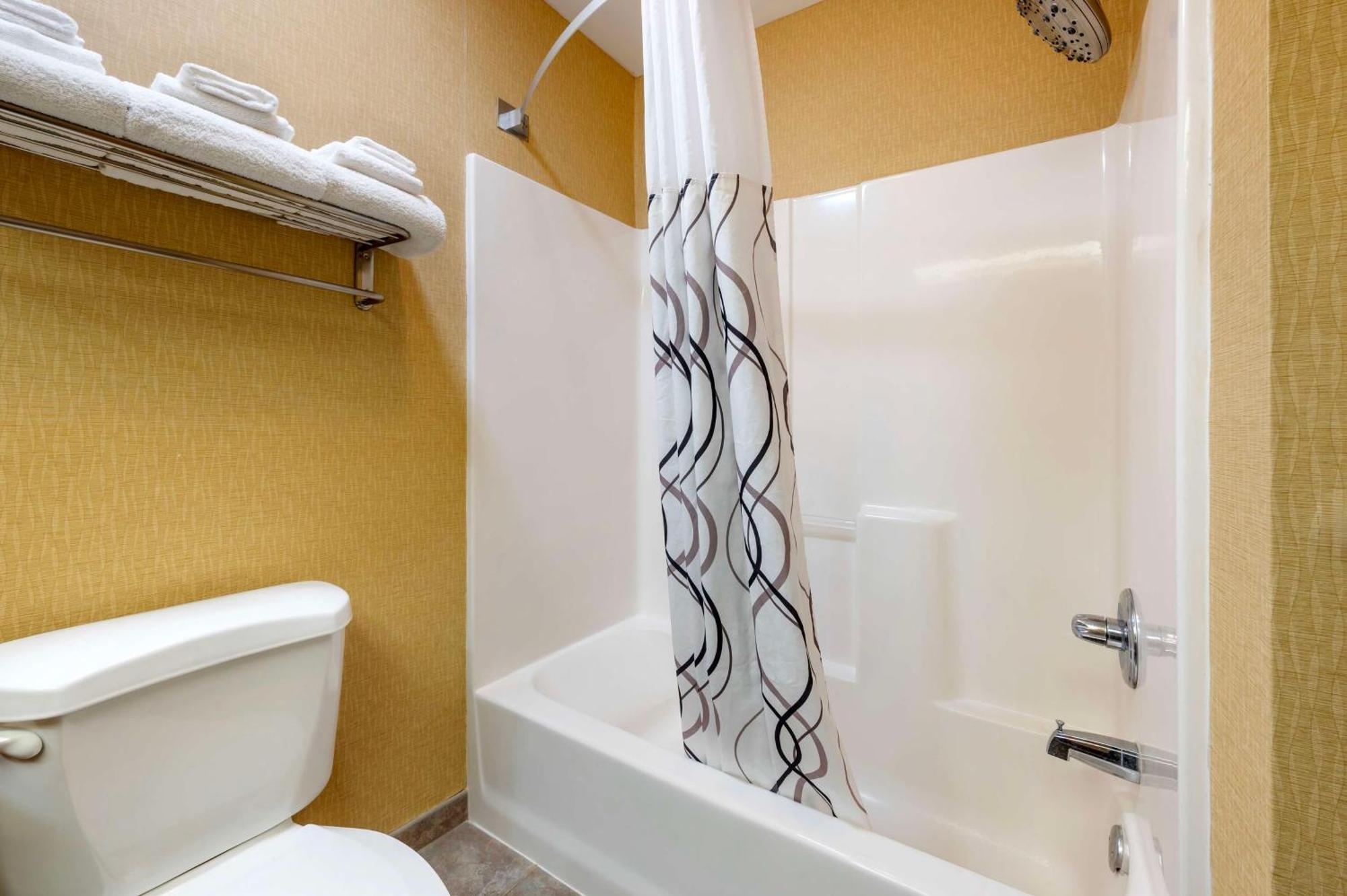 Best Western Circus City Inn Peru Екстер'єр фото