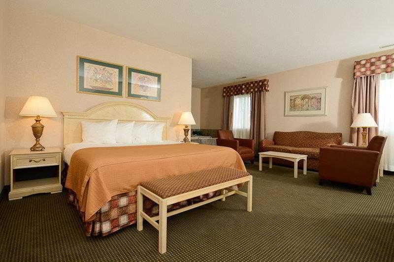 Best Western Circus City Inn Peru Екстер'єр фото