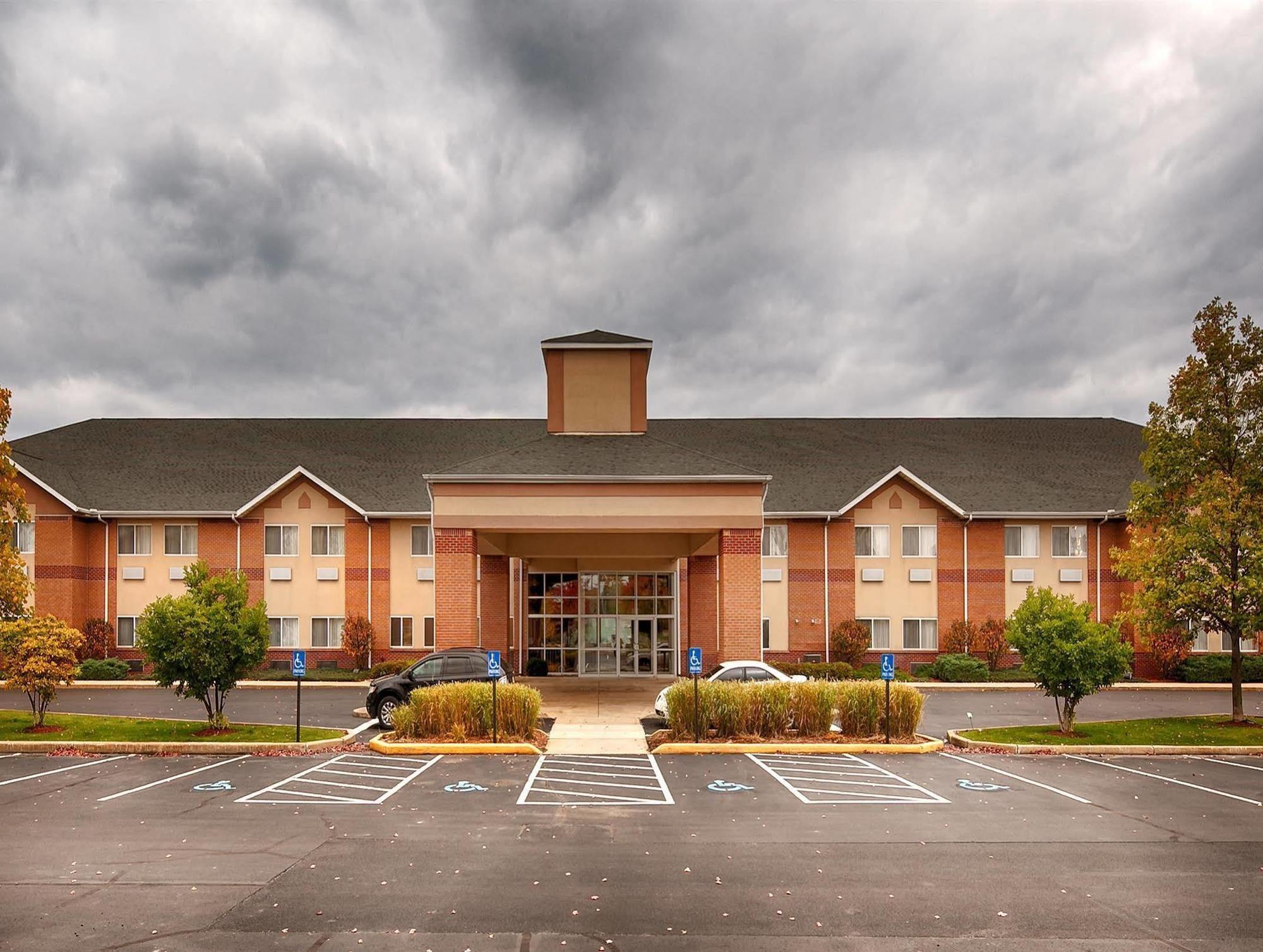 Best Western Circus City Inn Peru Екстер'єр фото